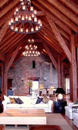 水上高原のヴィラ｜リビングルーム