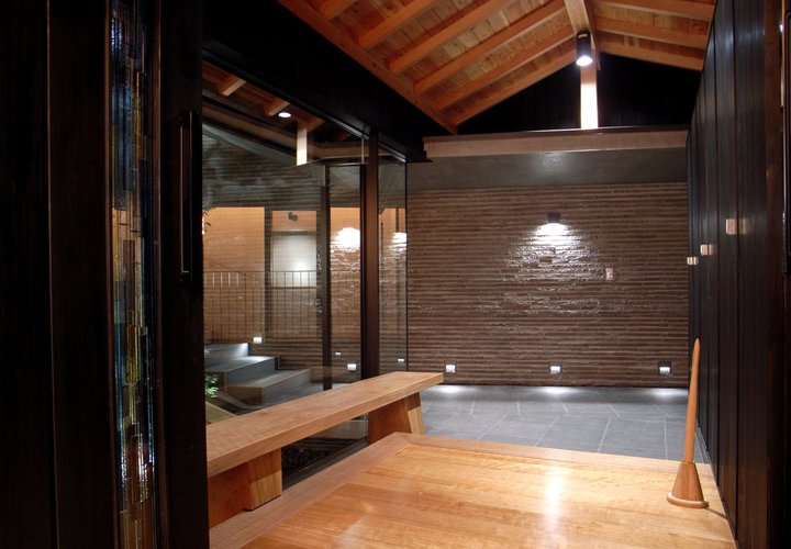 雷山の別荘｜エントランスホール