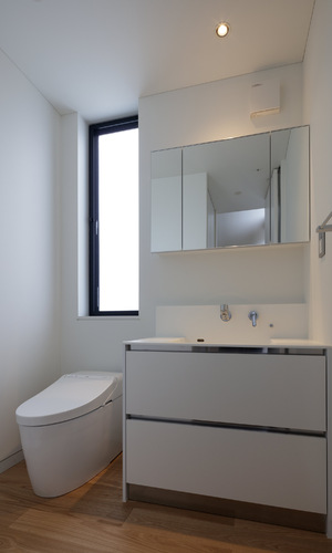 佐倉の別荘｜トイレ