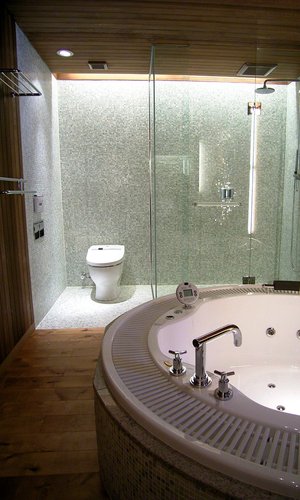 水上高原のヴィラ｜バスルーム