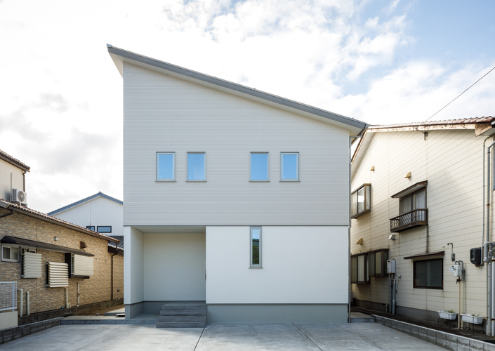 暮らしをシンプルに装う家