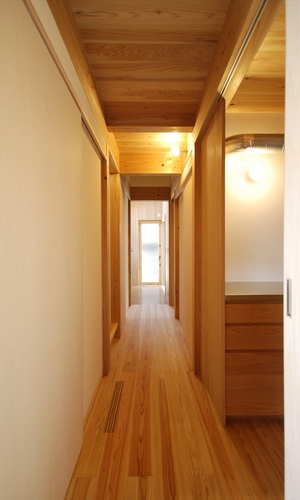 廊下01