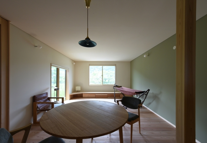 リビングダイニング