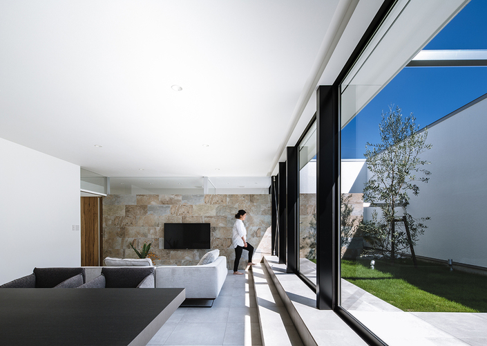 新庄のスクエアコートハウス