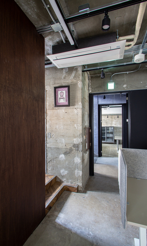 市松天井のラボ・オフィス