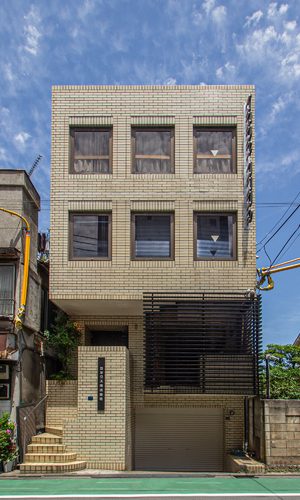 曲線のオフィス「外観」