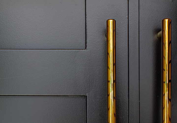 曲線のオフィス「金のハンドル」