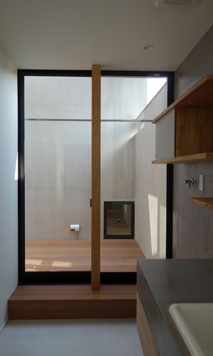 中庭（サニタリー）