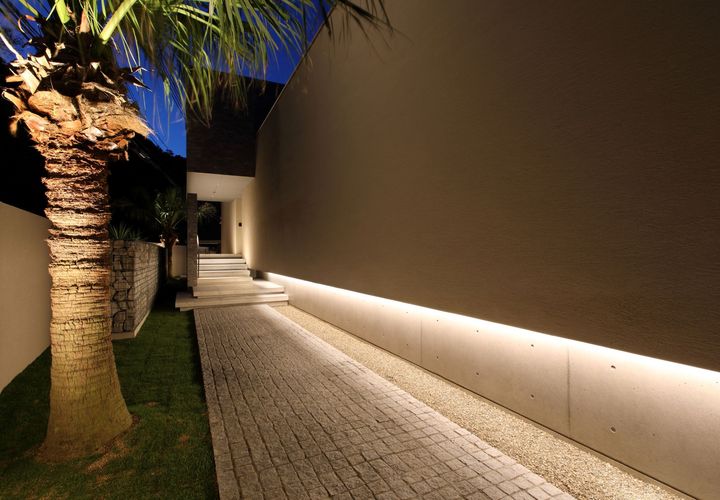 アプローチ夕景