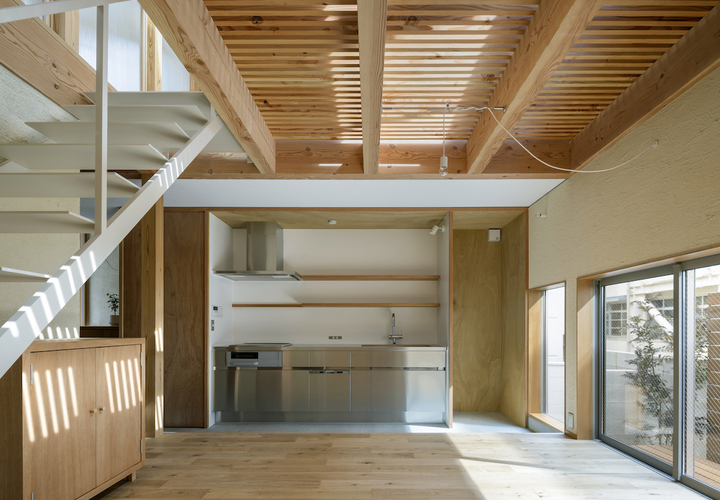 通り土間とキッチン