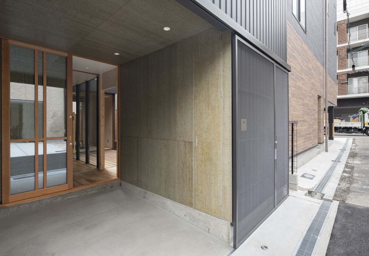 吊戸全開放時。