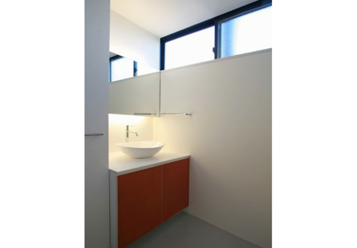 カフェのある家　洗面室