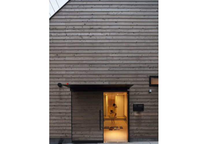 素材をあわせる(木もちe外壁)