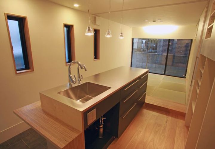 カフェのキッチンカウンター