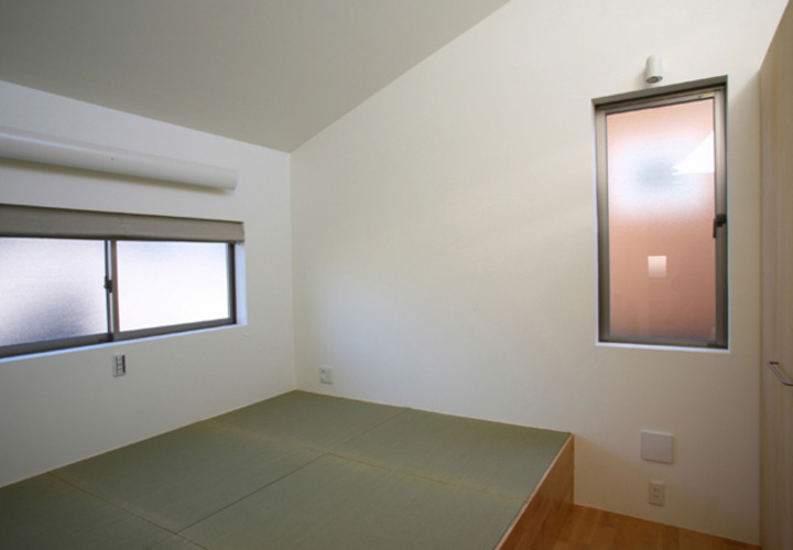 畳ベッドのある主寝室
