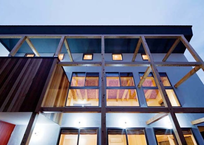 木格子の家/東京都練馬区石神井台の二世帯住宅