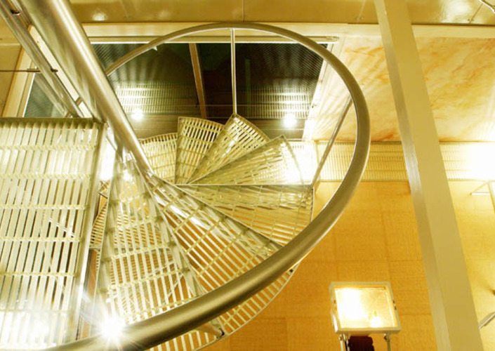 光が舞うペントハウス