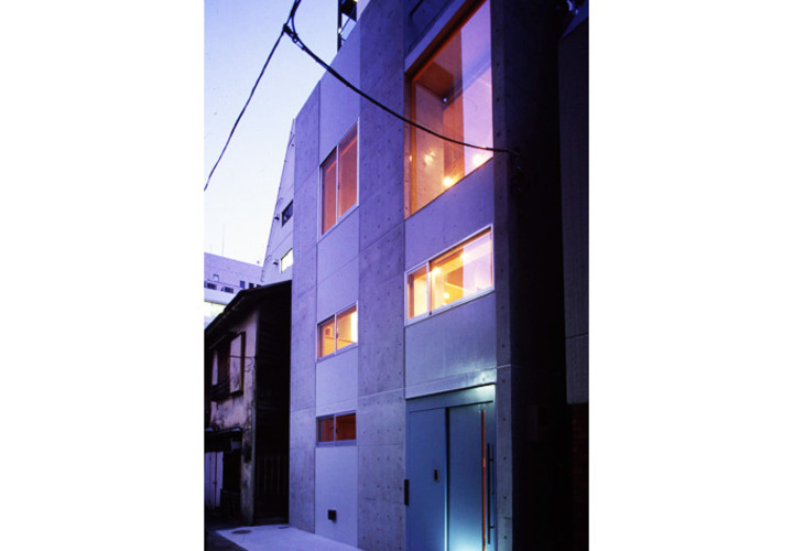 RC造（耐火建築物）による都市型狭小住宅