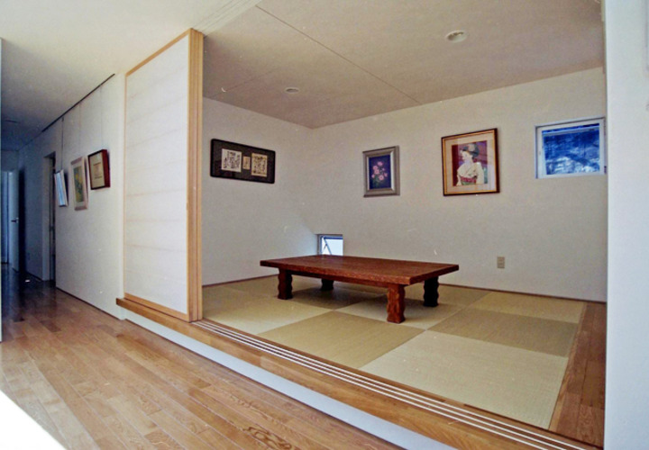 リビングの延長としての和室