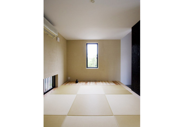 自然素材を生かした珪藻土壁の和室