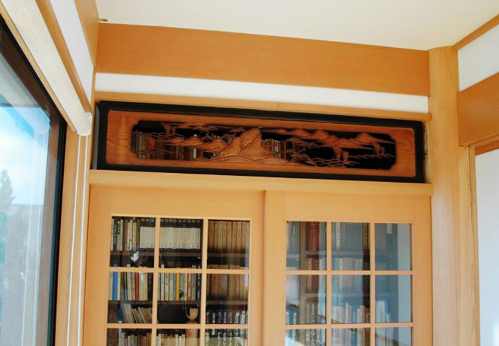 南広縁突き当りの書庫