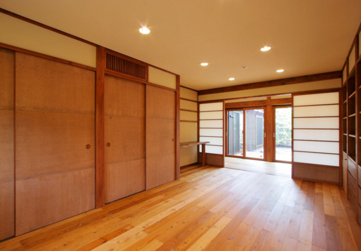 和の嗜好の１階寝室