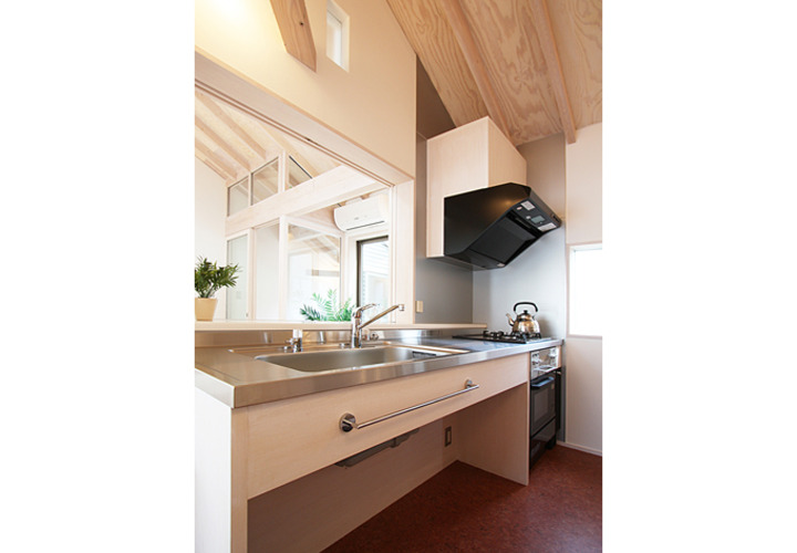 シンプルな大工さんの作るキッチン