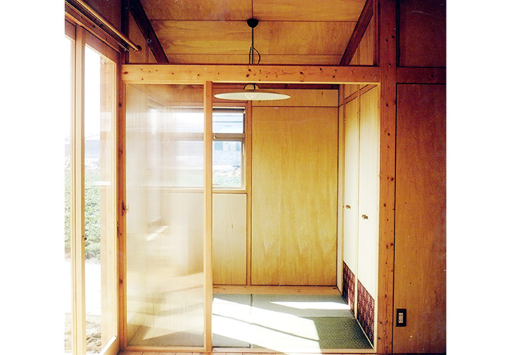 母のためのこじんまりとした裁縫室