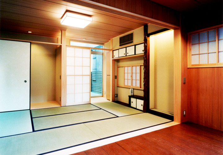 舞台のある踊りと三味線の教室