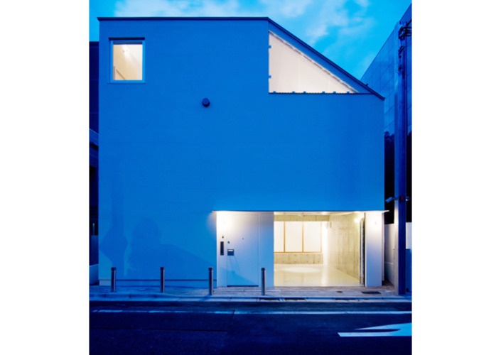 光井戸のある住居