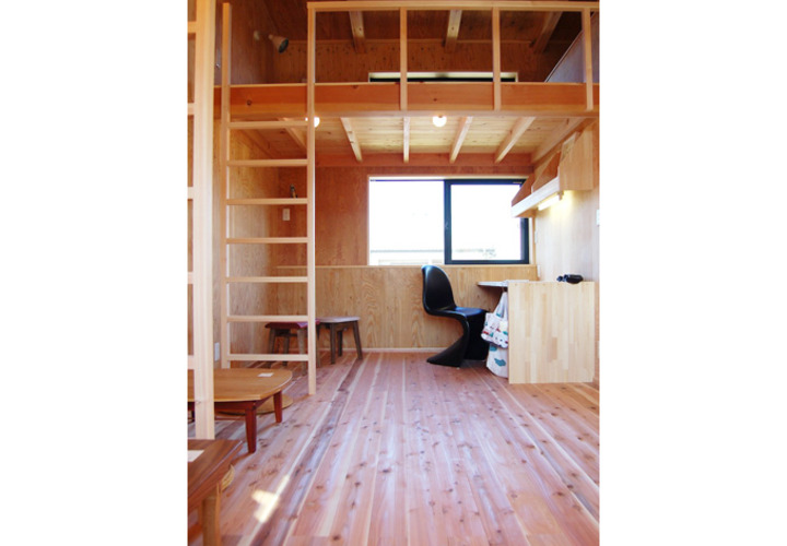 ロフトベッドのある子ども室