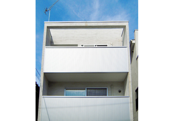 フレームに納められたバルコニー