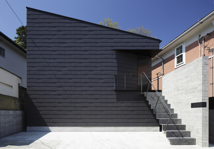 道路側からの外観