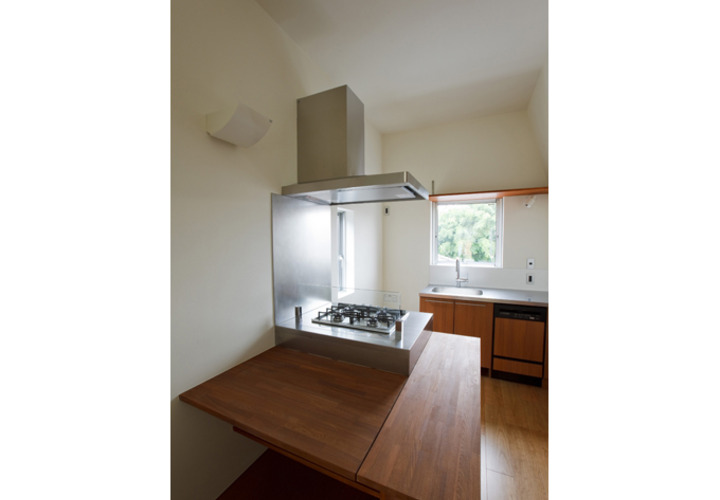 囲炉裏のダイニングテーブル