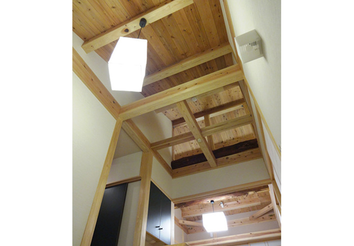 古民家のような階段室