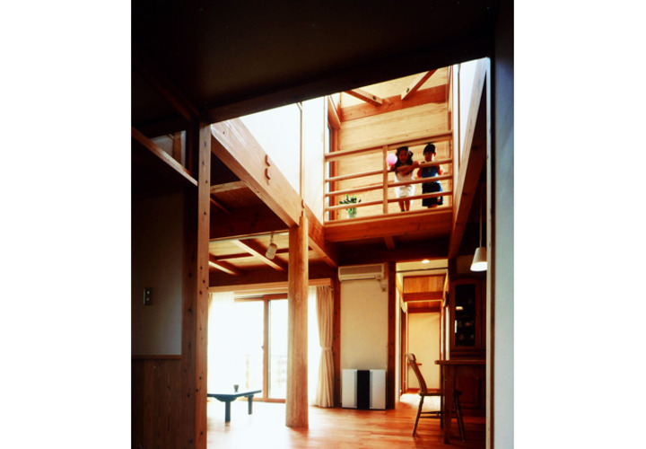 大黒柱のある吹抜