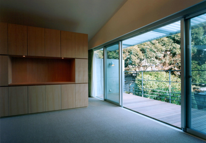 書斎・クローゼット・インナー洗面所がある寝室