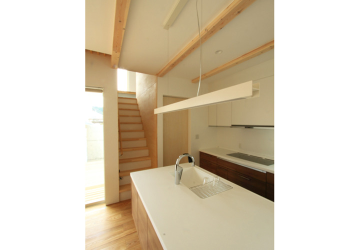 壁面コンロとアイランドコンロ