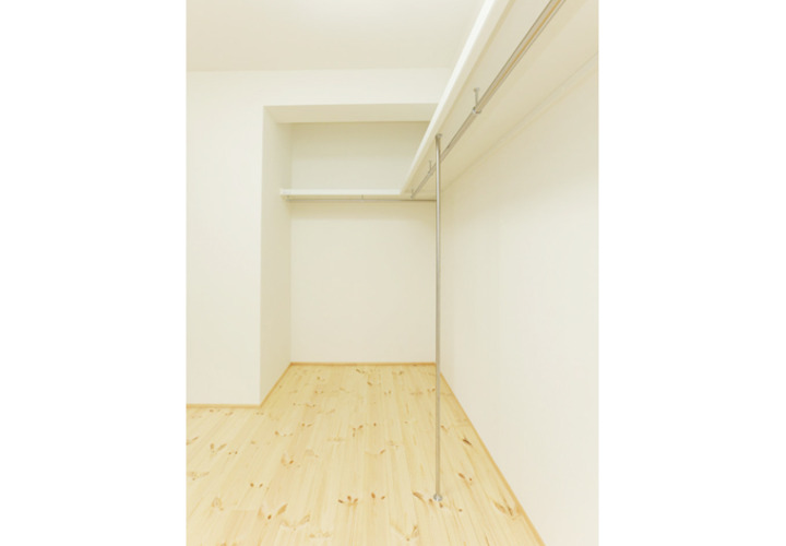 一室まるごとウオークインクローゼットに