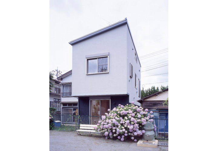 建物裏側の外観