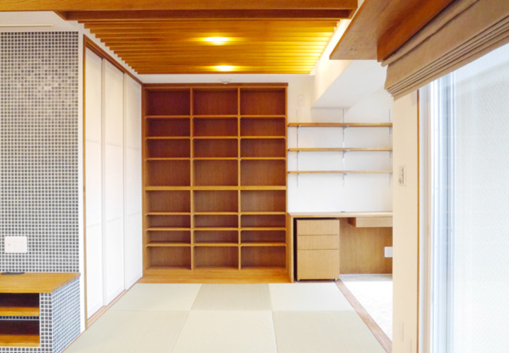 書斎　兼　畳コーナー
