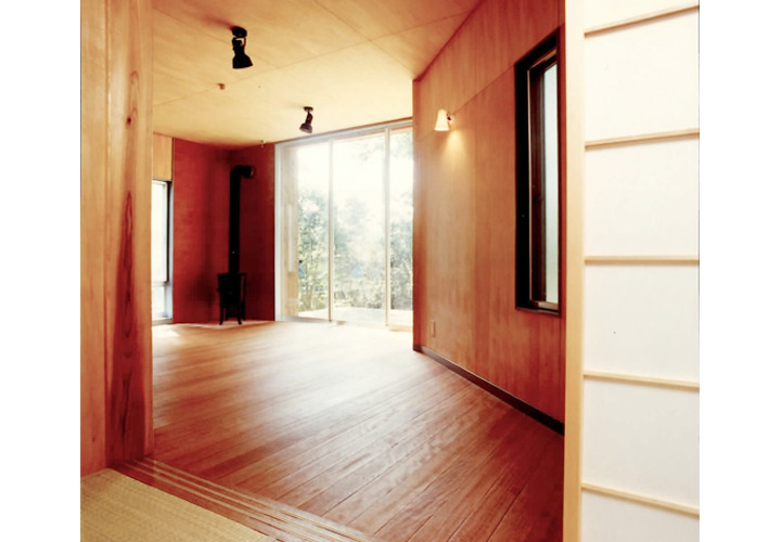 庭に開く生活空間