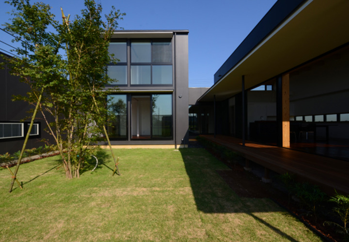 庭を囲む間取り