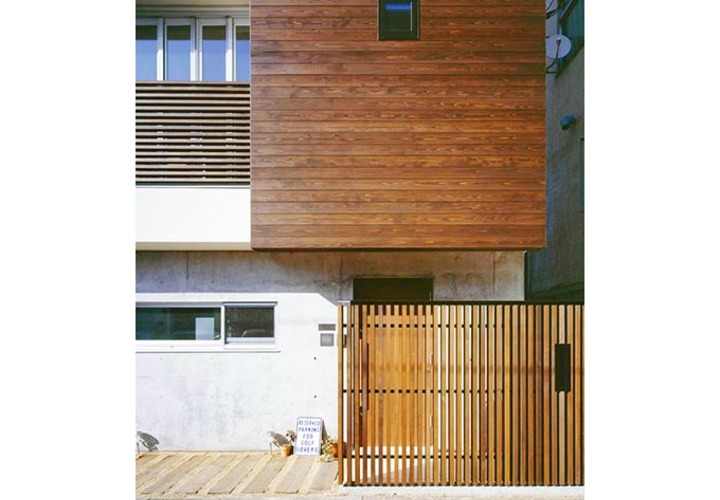 自然志向で優しい雰囲気の家