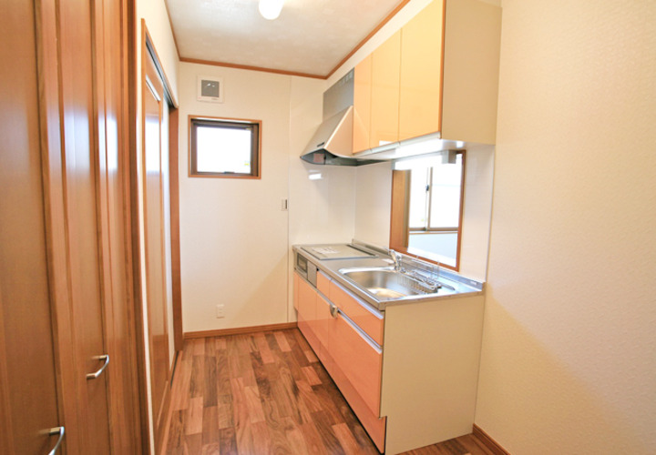 コンパクトに配置されたセカンドキッチン