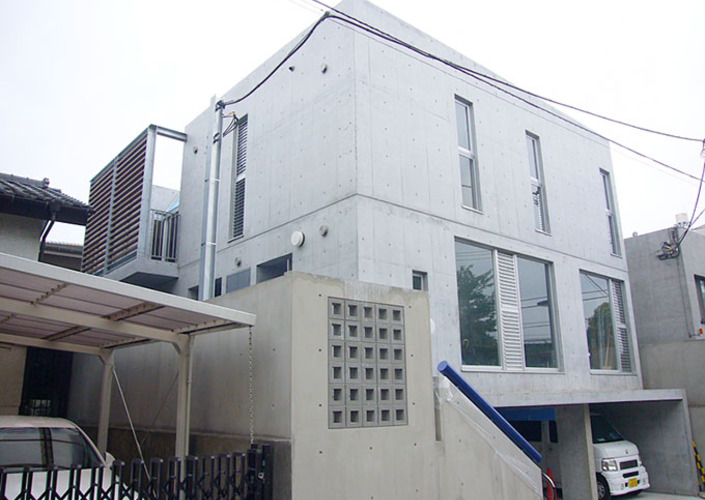 ギャラリーのある二世帯住宅