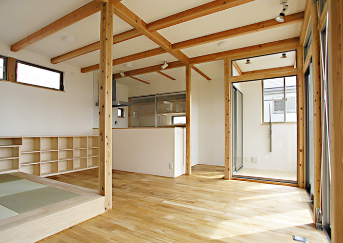  子供とくらす家