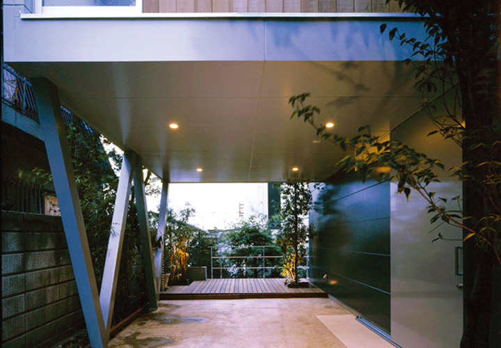 広々とした駐車スペース