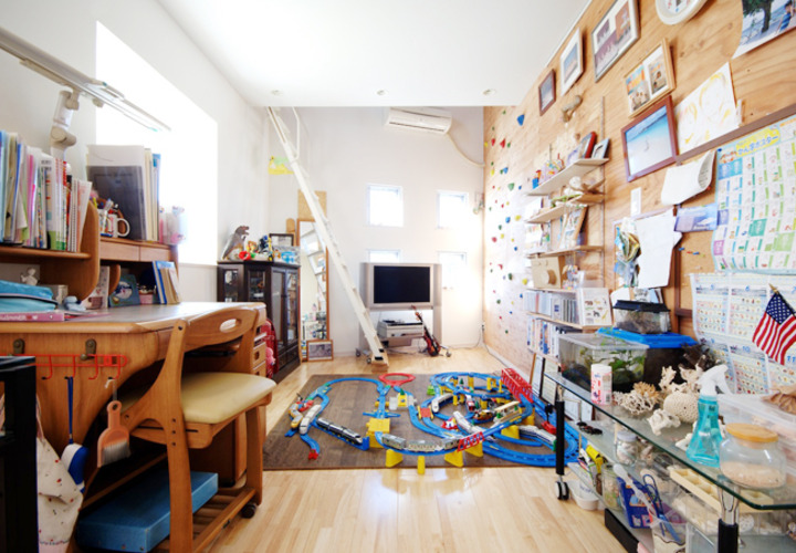 ロフト付の子供部屋
