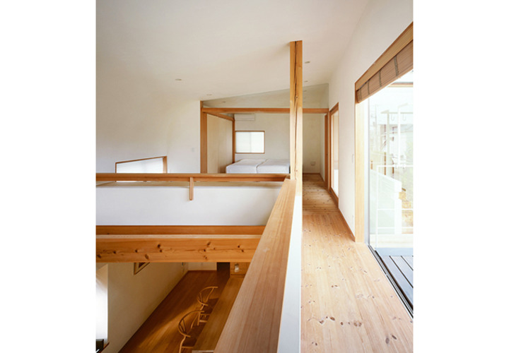 寝室へ続く2階廊下